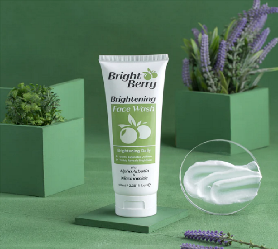 BRIGHT BERRY FACEWASH